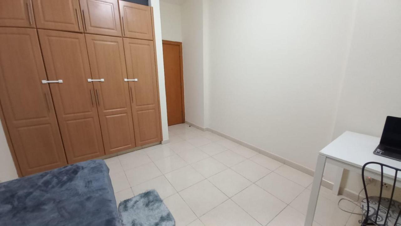 Dubai Homestay - Private Single Room Exteriör bild